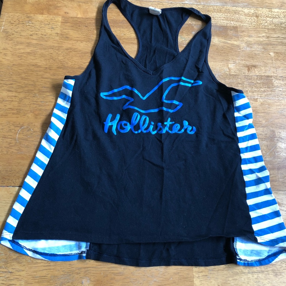 Hollister baby and white tank top cute nice Sz M
